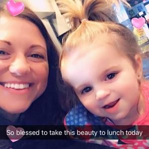 Meet your Posher, Laura